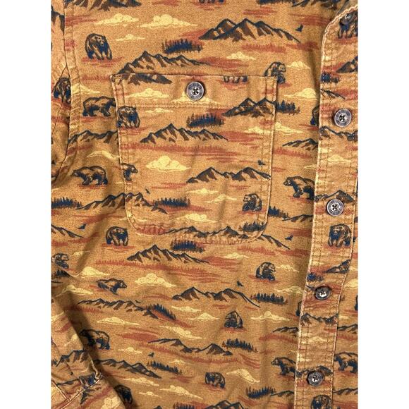 Duluth Trading Co Shirt Mens L Brown Bear Print Free Swingin Untucked Flannel - Picture 7 of 8